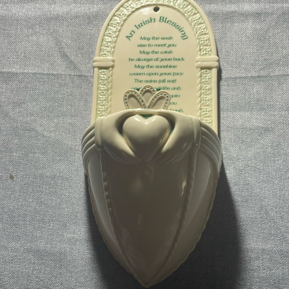 Department 56 Irish Blessing wall pocket hanger